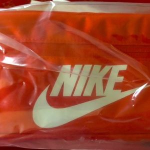 New Nike Shoe/Carry Bag
